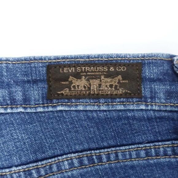 Levi's Boyfriend Jeans Women's 6P Medium Blue Denim Cotton Straight Leg Zip Fly - Picture 9 of 10